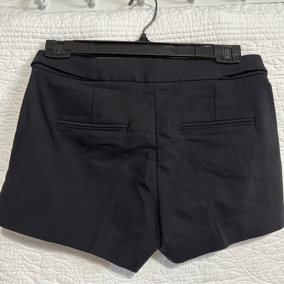 Dynamite Women's Black Low Rise Gold Button Shorts, Size 0. - Picture 5 of 7